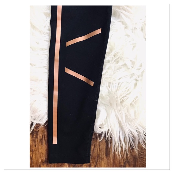 Zella Shine Bright Athletic Leggings Black Gold Reflective Size Small - Picture 2 of 4